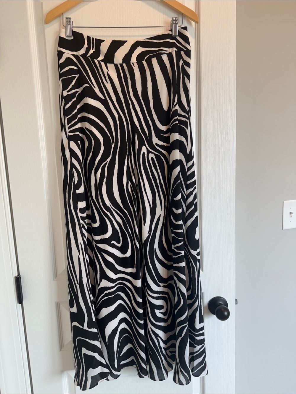 Banana Republic zebra print maxi skirt